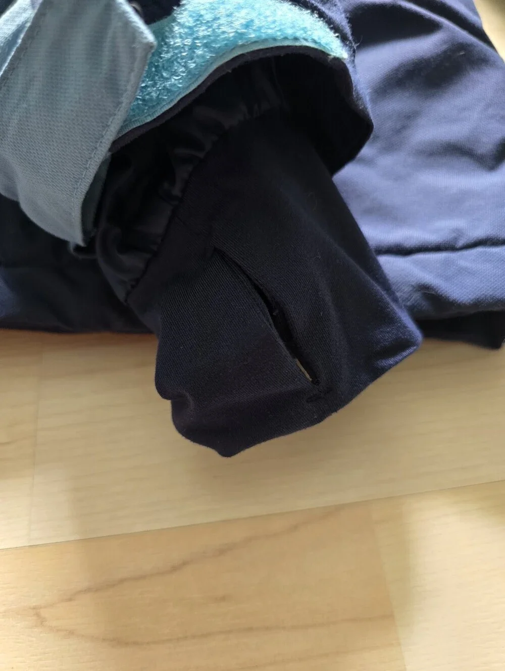 Columbia Valley Runner Jacket Size Medium (10/12)